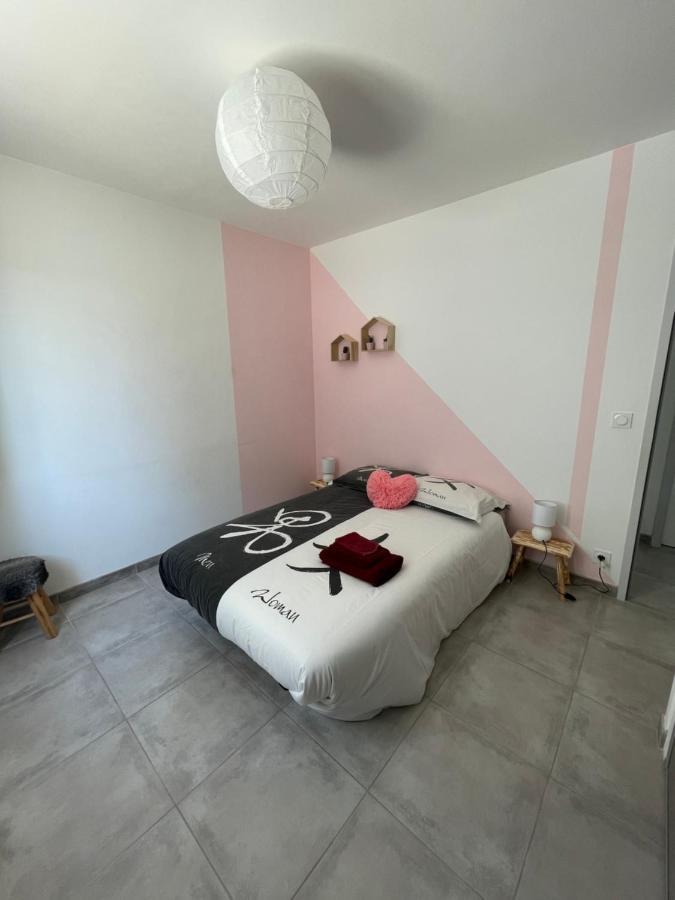 Villa avec piscine Cuers Esterno foto
