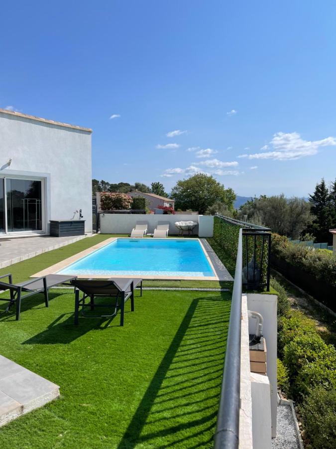 Villa avec piscine Cuers Esterno foto